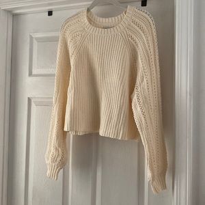 American Eagle white cropped sweater size M